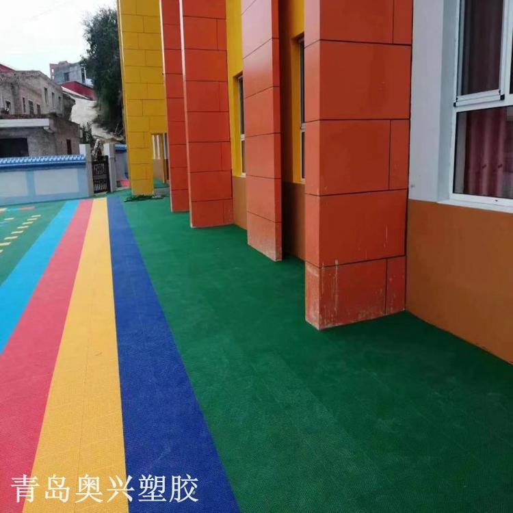 悬浮拼装地板 幼儿园室内游乐场用 多种颜色可选 奥兴塑胶每平方米约85.00元每平米(3)